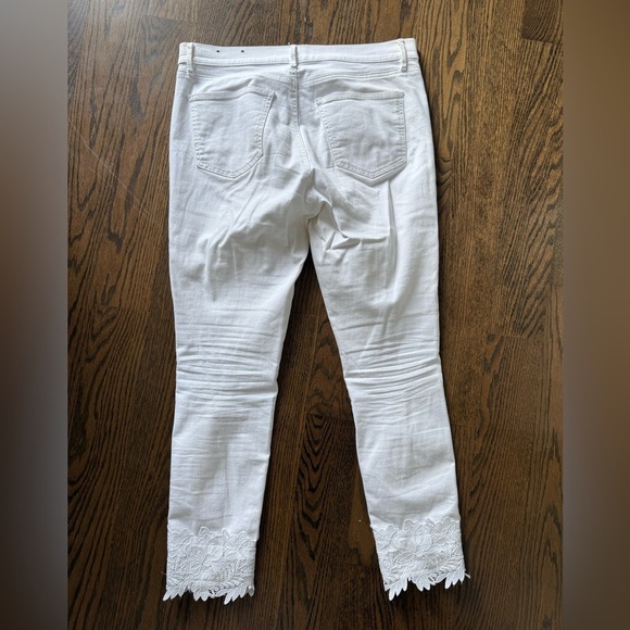 Ann Taylor White Jean with Flower Lace Hem - Picture 4 of 5
